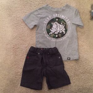 🍬$2 when bundled Ecko boys 2T matching set🍬